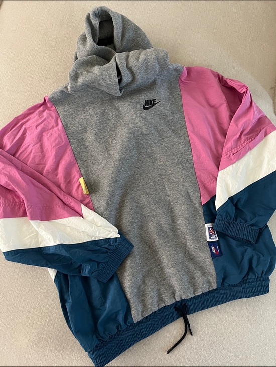 Nike Tops - Nike XS Women’s Pullover
